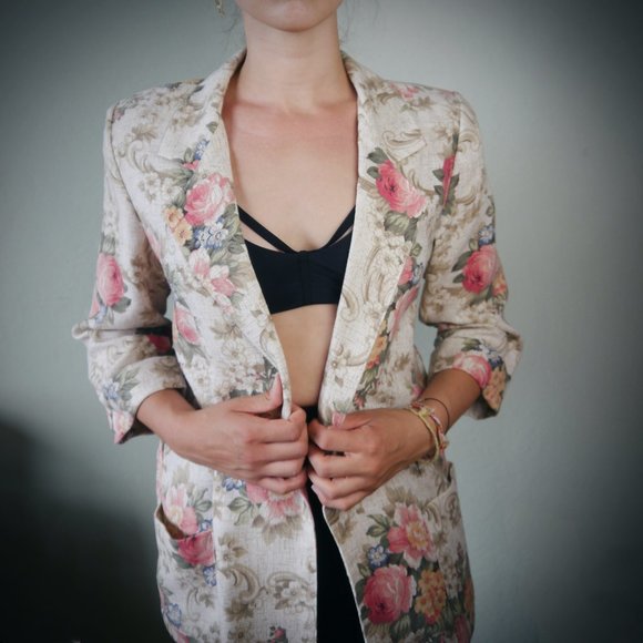 Vintage Jackets & Blazers - VINTAGE 90s Floral Blazer | Size S